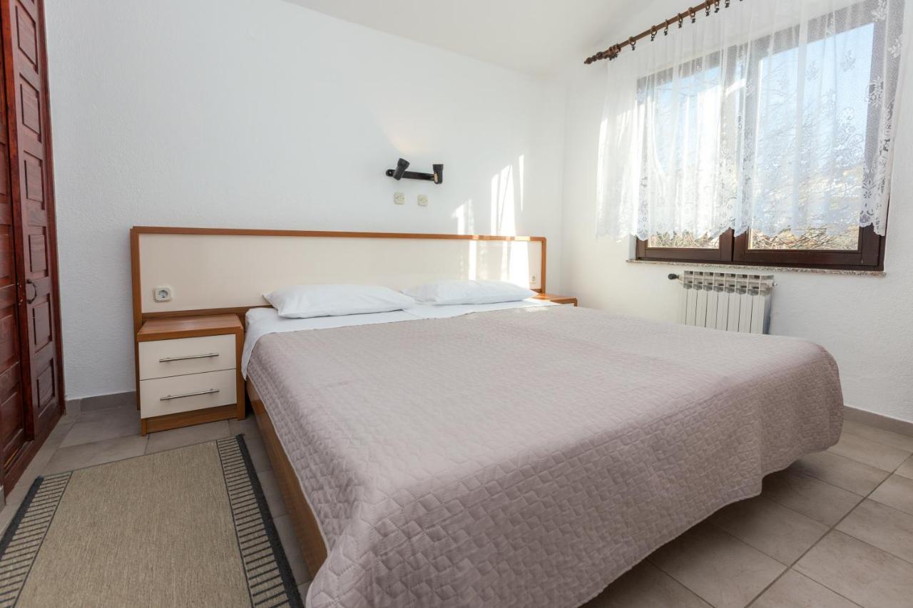 Pansion Croatia Bed & Breakfast Starigrad Paklenica Exterior photo