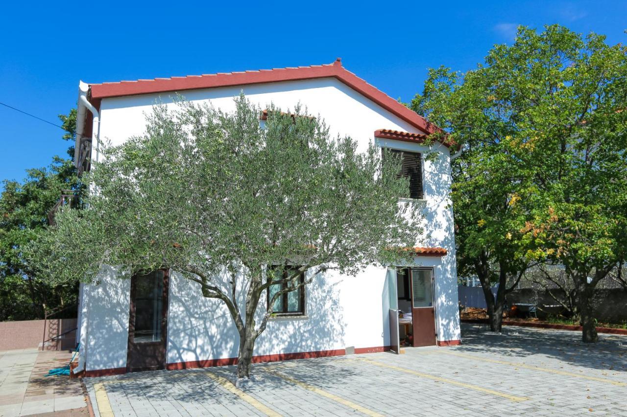 Pansion Croatia Bed & Breakfast Starigrad Paklenica Exterior photo