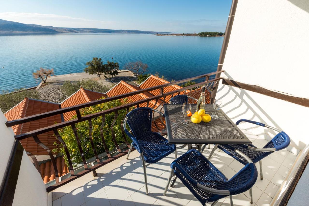 Pansion Croatia Bed & Breakfast Starigrad Paklenica Exterior photo