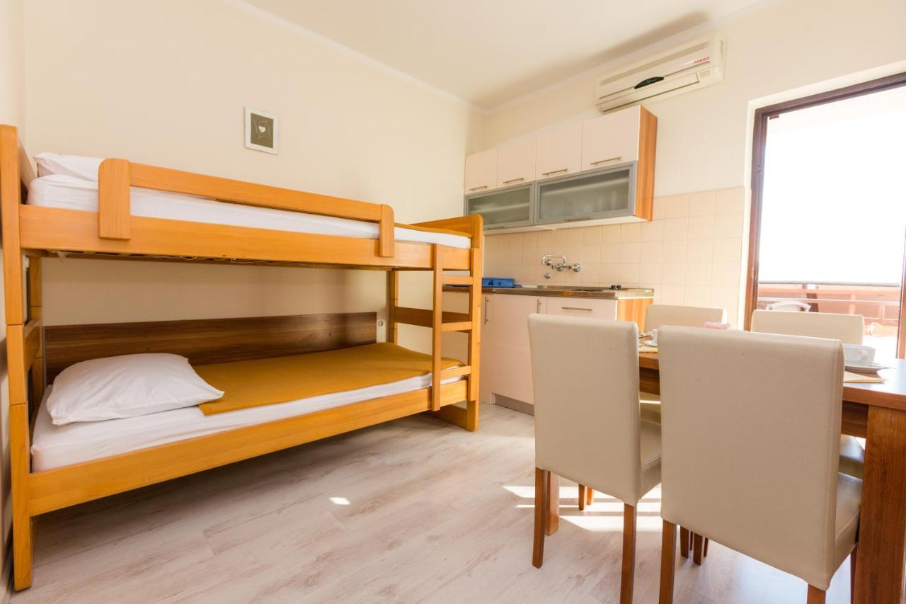 Pansion Croatia Bed & Breakfast Starigrad Paklenica Exterior photo