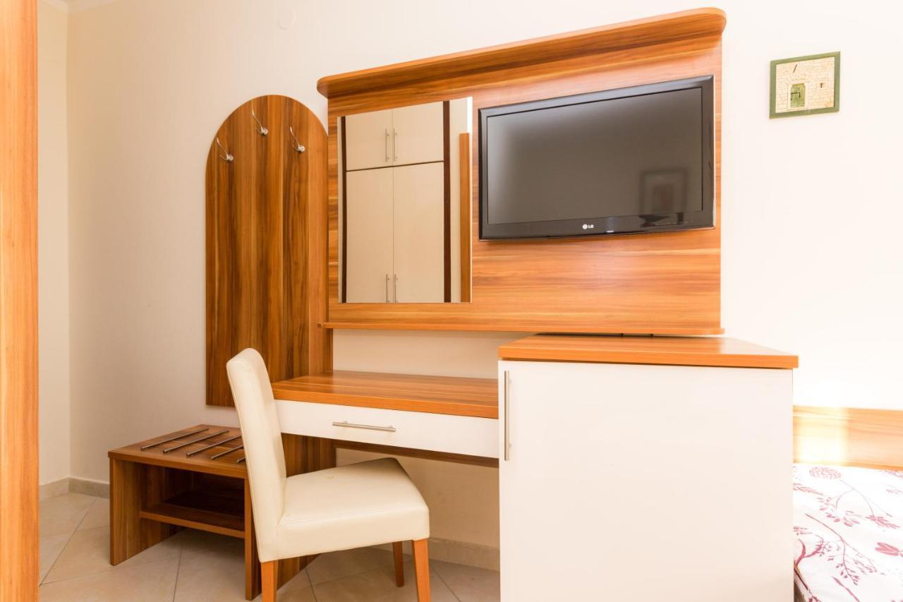 Pansion Croatia Bed & Breakfast Starigrad Paklenica Exterior photo