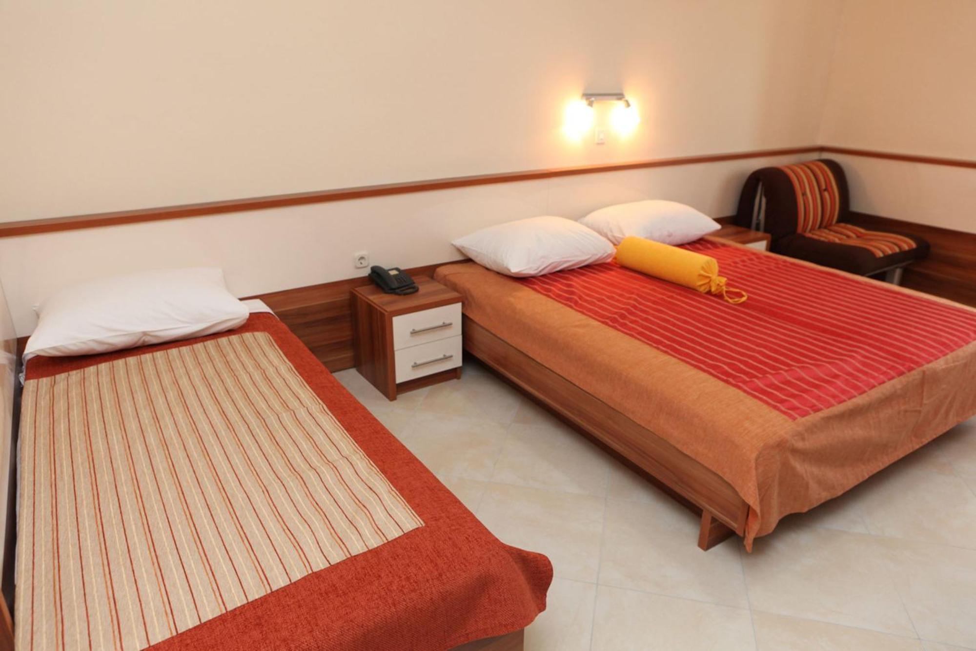 Pansion Croatia Bed & Breakfast Starigrad Paklenica Exterior photo